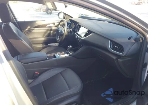 2018 Buick Regal Sportback Essence from USA, damaged, VIN W04GP6SX1J1137509